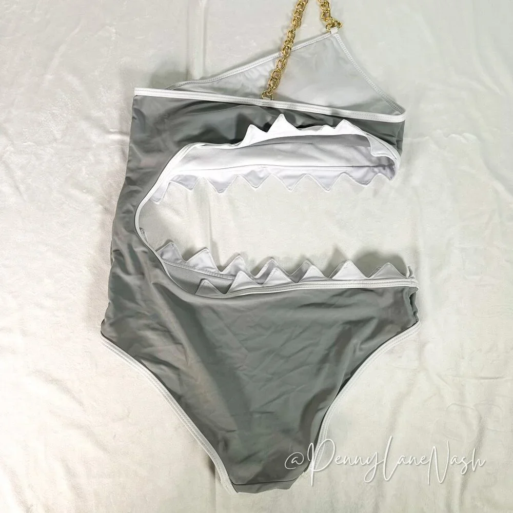 Shein Girls Shark Bite One Piece Swimsuit with Chain Strap - Picture 5 of 8
